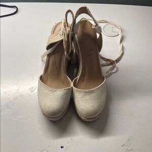 Elegant Cream Espadrille Wedges